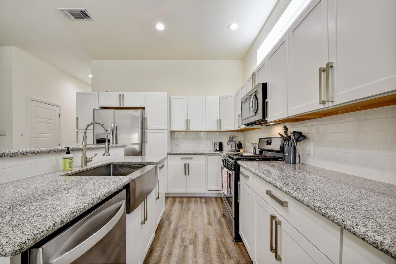 Family Stay! Near Downtown, Coffee Bar, King Bed San Antonio Exterior foto